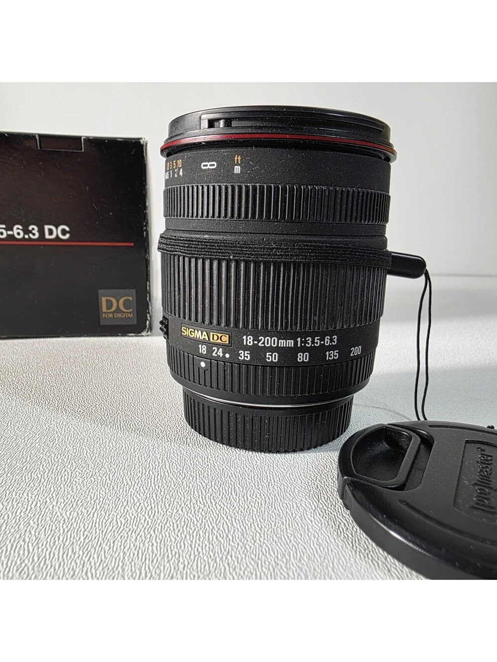 Sigma AF-MF Zoom Lens 18-200mm F3.5-6.3 DC for Nikon w/Caps & Original Box